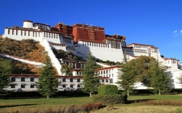 7 địa điểm không thể bỏ lỡ khi đến Tây Tạng